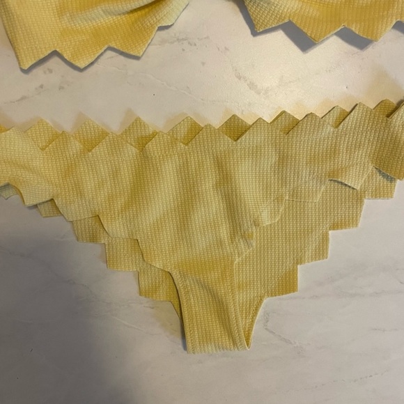 Marysia Swim Honolulu Bandeau Bikini Set - Picture 6 of 8